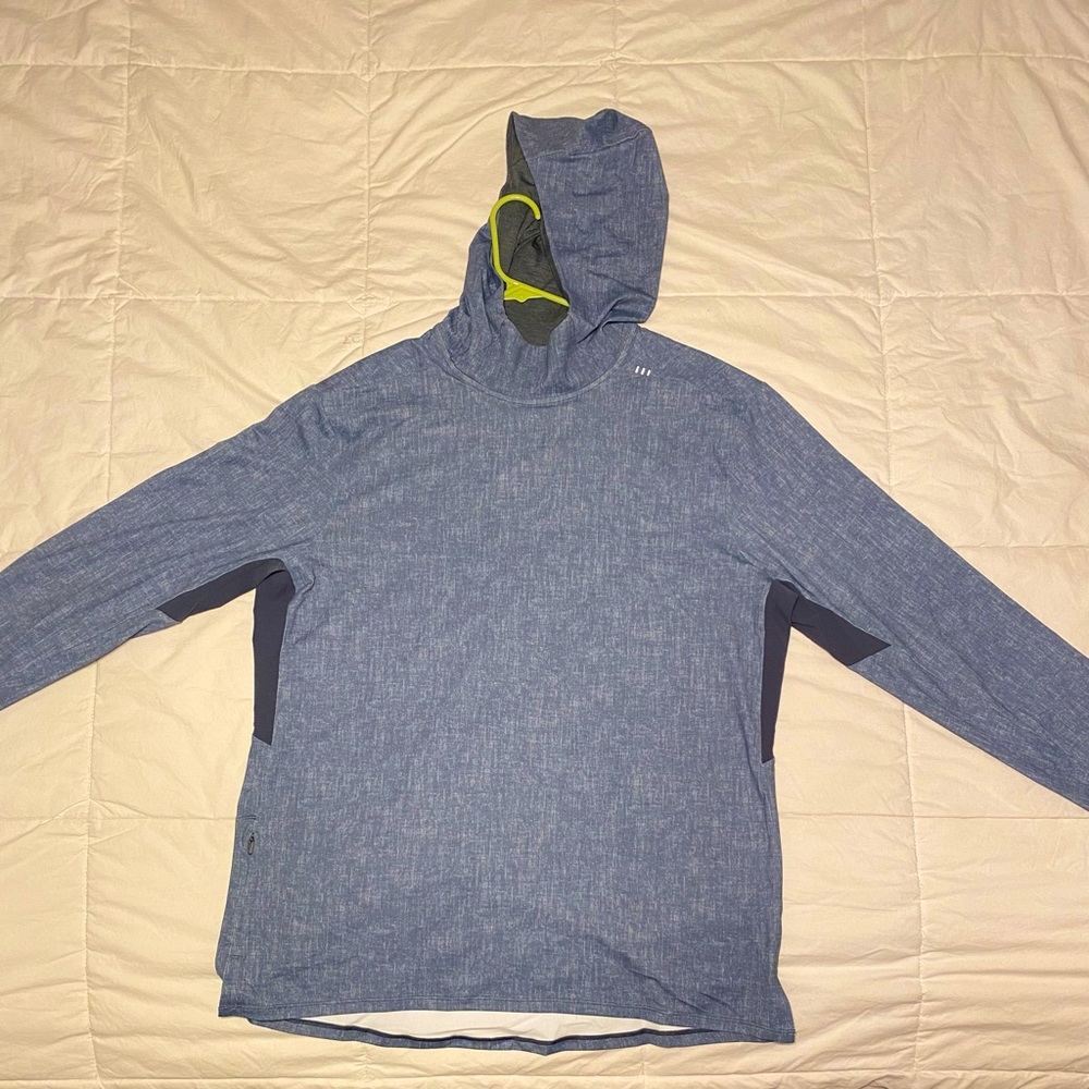 XL lululemon Hooded Long Sleeve Dryfit activewear shirt